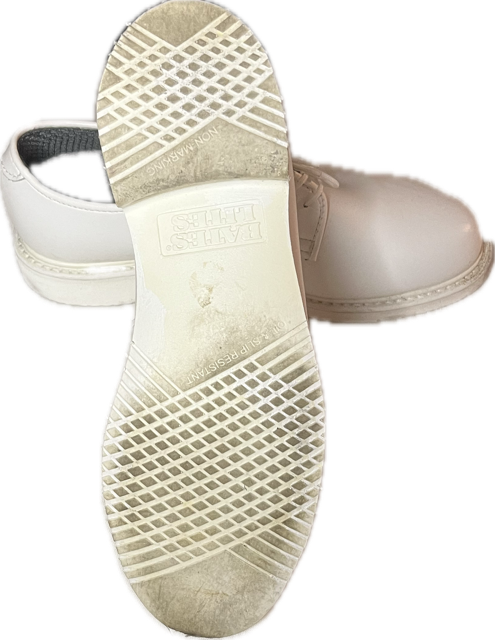 Bates Women's White Leather Oxfords Size 6 EW