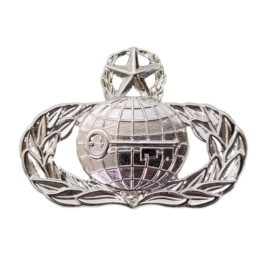 US Air Force Mid Size Master Intelligence Badge