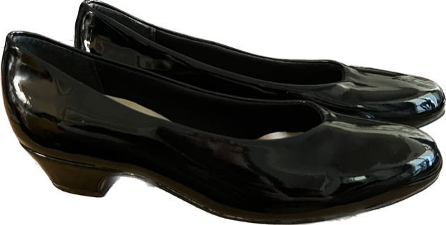 Capps Airlite Uniform Footwear Black Patent Pumps