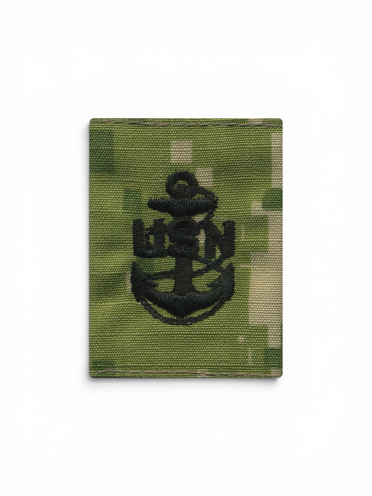 US Navy NWU III Parka Tab Device - E7 Chief Petty Officer
